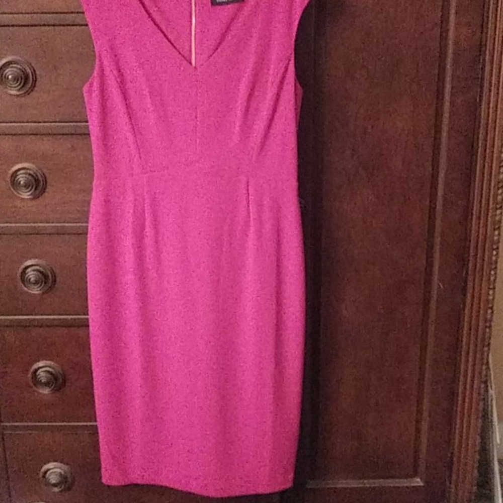 Sleeveless dress